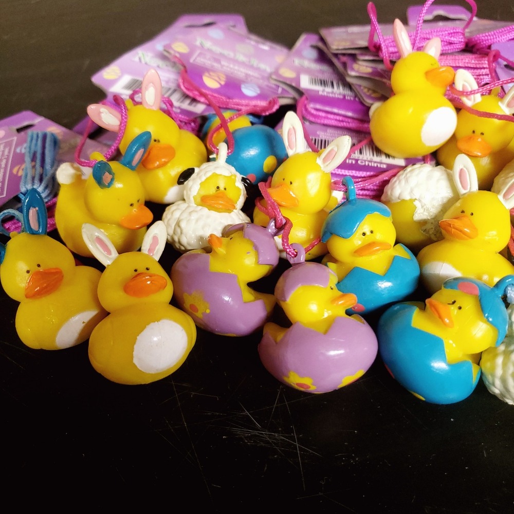 Easter Duck Necklaces Charms Bunny Ears Hatching Decorations Party Favors 30+
